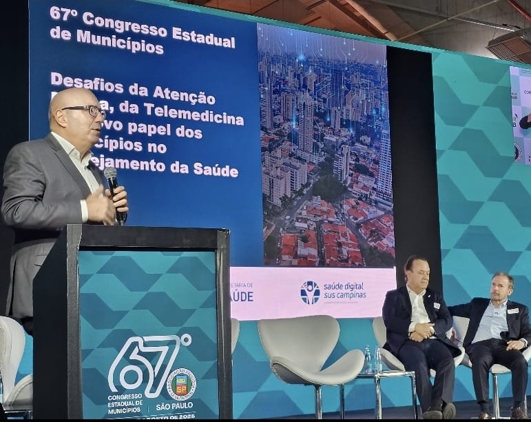 Prefeito Dário destacou que a saúde digital é um braço fundamental do SUS em Campinas