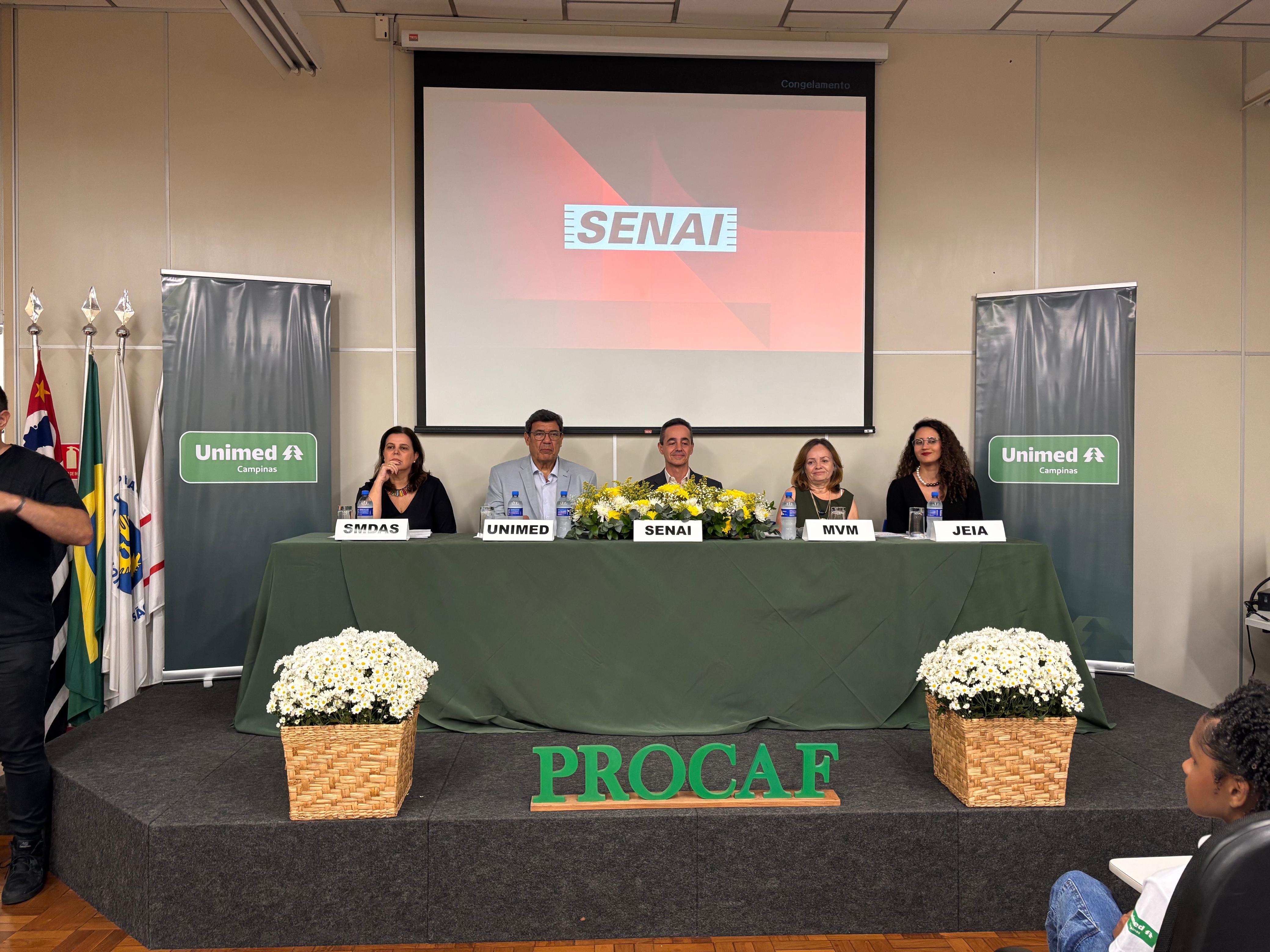 Participaram da mesa autoridades e parceiros institucionais do projeto