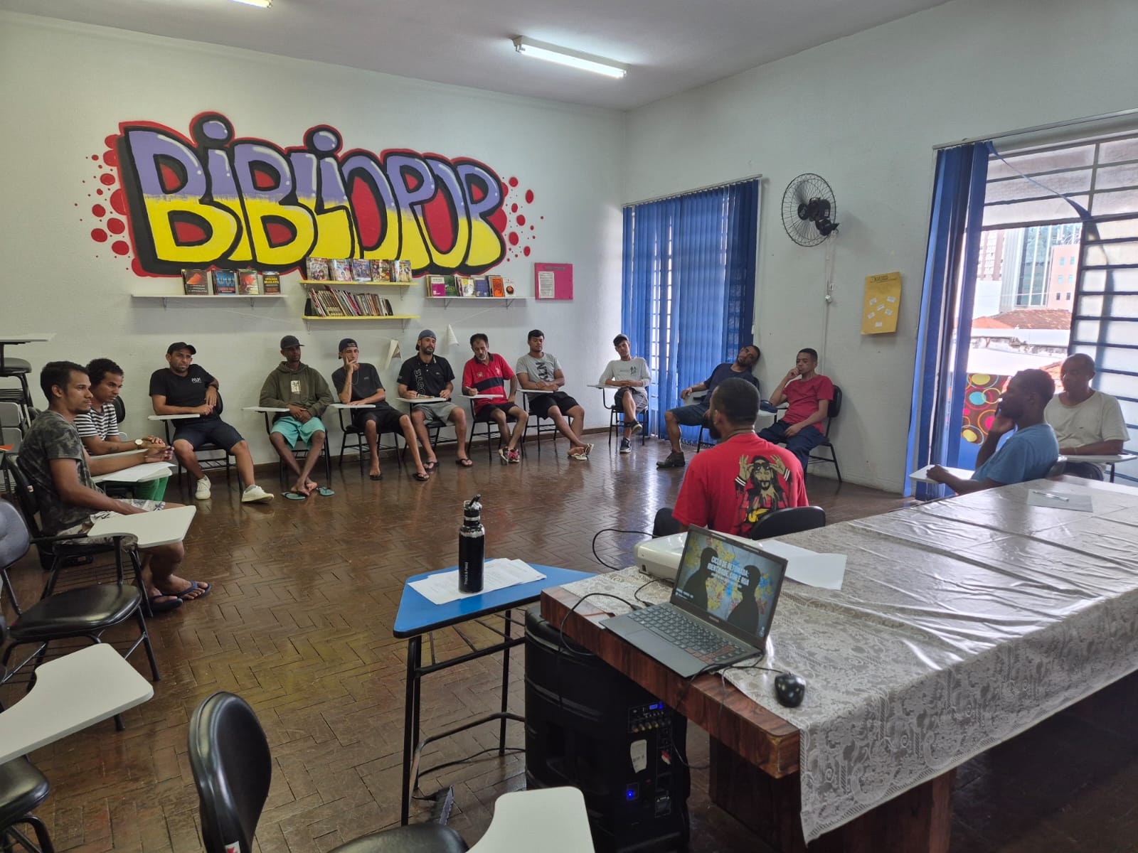 Participantes identificaram, no mapa do município, fronteiras simbólicas e territoriais relacionadas à exclusão 