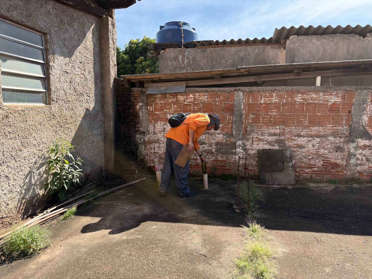  A operação contou com 14 equipes da empresa terceirizada, com aproximadamente 120 trabalhadores