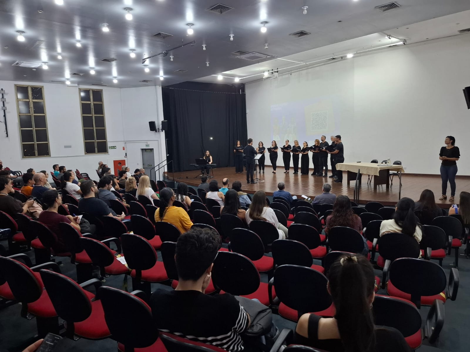 Programação da oficina também conta com a apresentação do Coral e atividades de integração entre os participantes