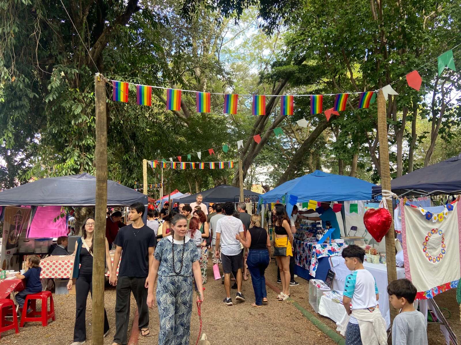 A Feira de Barão receberá decoração temática para estimular a imaginação e a participação das crianças, incentivando a leitura desde cedo