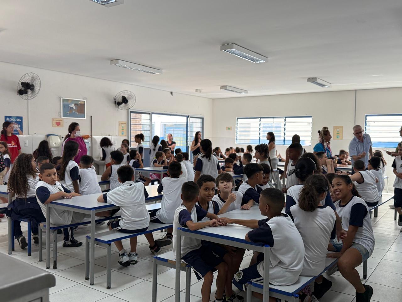 Departamento de Alimentação Escolar da Ceasa Campinas entregou certificados do Desafio “Consumo Alimentar Consciente” às turmas da EMEF Maria Pavanatti Fávaro
