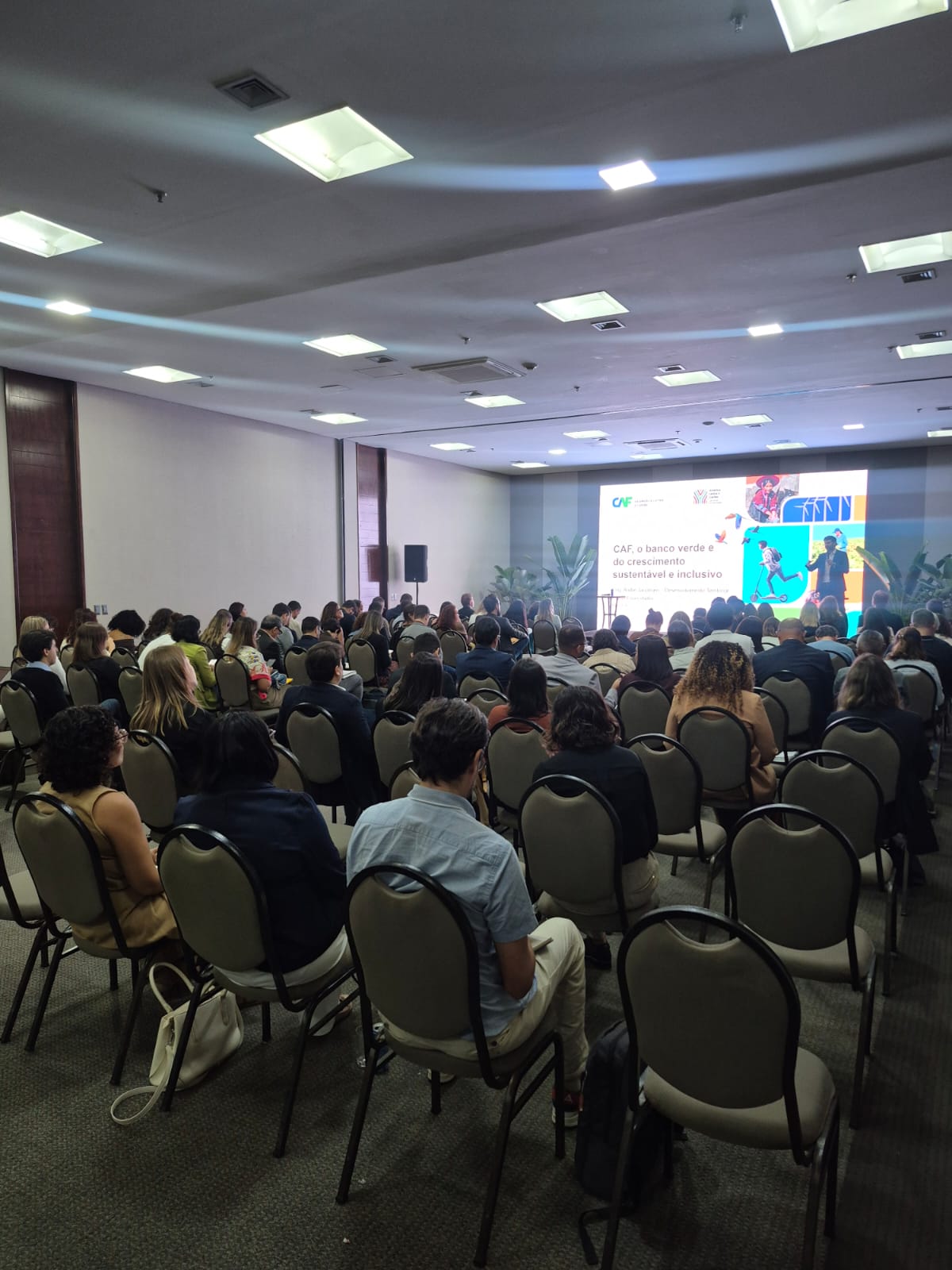 O FinanCidades aproxima projetos municipais de potenciais financiadores, ampliando o acesso a recursos para iniciativas de infraestrutura sustentável