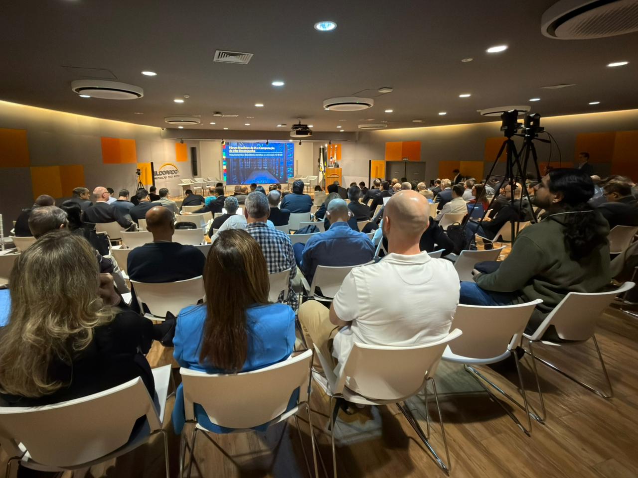 Fórum reúne autoridades e representantes de instituições ligadas à ciência, tecnologia e inovação.
