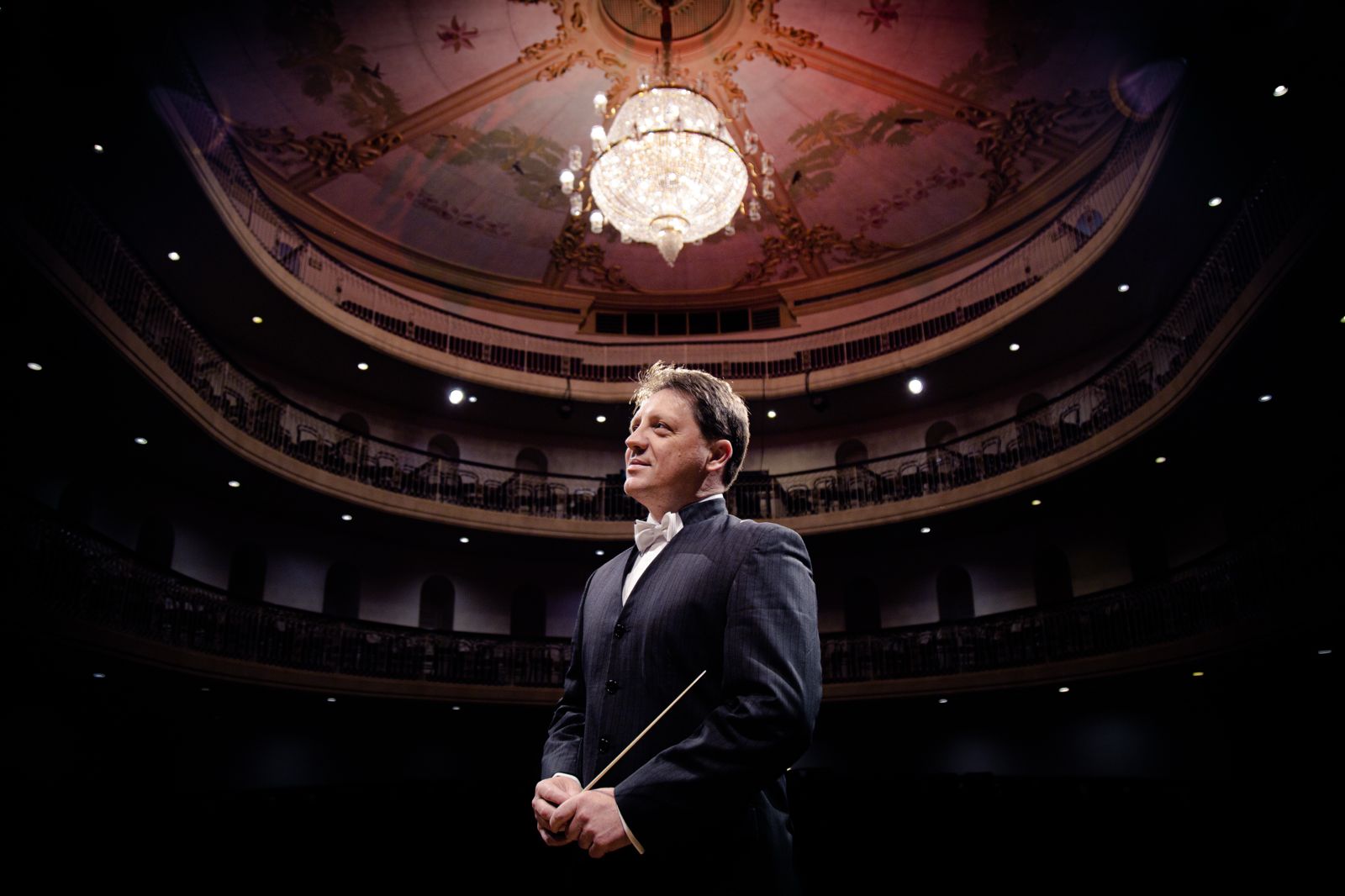 Novo regente titular da Orquestra Sinfônica de Campinas, Evandro Matté faz sua primeira apresentação oficial no concerto de aniversário da cidade