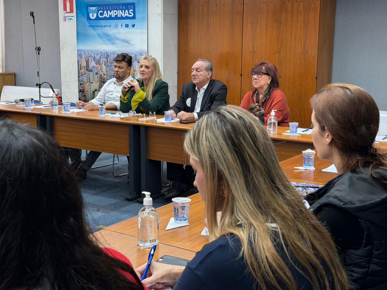 Objetivo do encontro foi mobilizar as lideranças locais para incentivar a participação de empreendedores das diferentes regiões da cidade