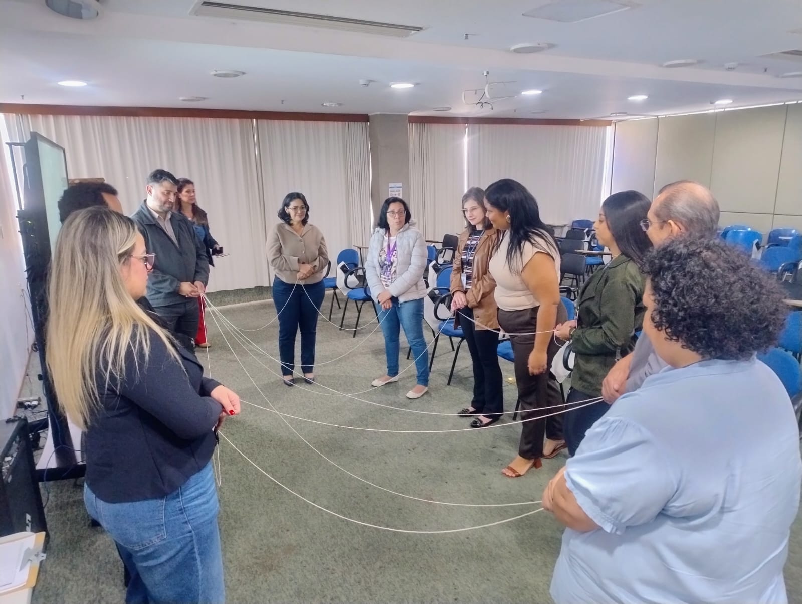 Na dinâmica, a equipe expõe a importância da atuação de cada membro para o trabalho alcançar um bom resultado