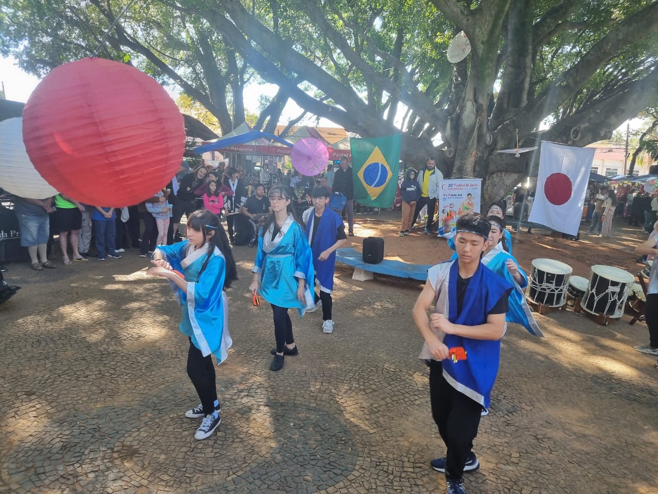 As danças folclóricas e clássicas de diferentes regiões do Japão terão espaço garantido no festival, com a participação de diversos grupos