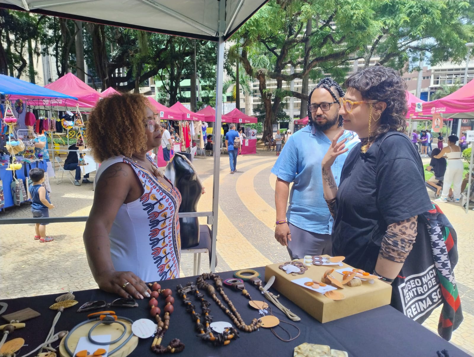 Iniciativa visa criar oportunidades, ampliar a visibilidade de mulheres negras empreendedoras e reconhecer a contribuição delas para o desenvolvimento da cidade