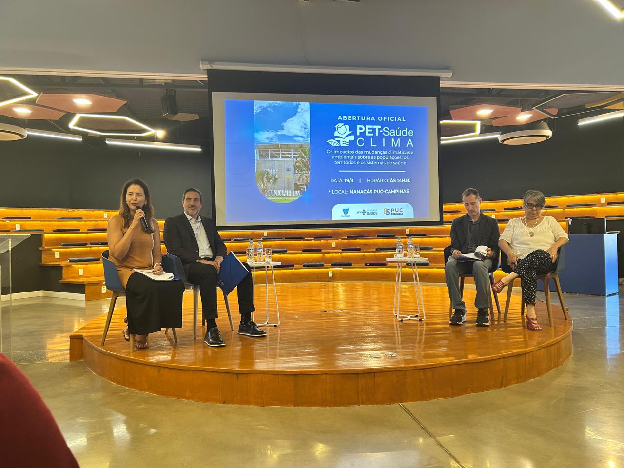 Programa foi lançado para estimular a produção de conhecimento e a construção de uma cidade cada vez mais preparada para enfrentar os desafios ambientais