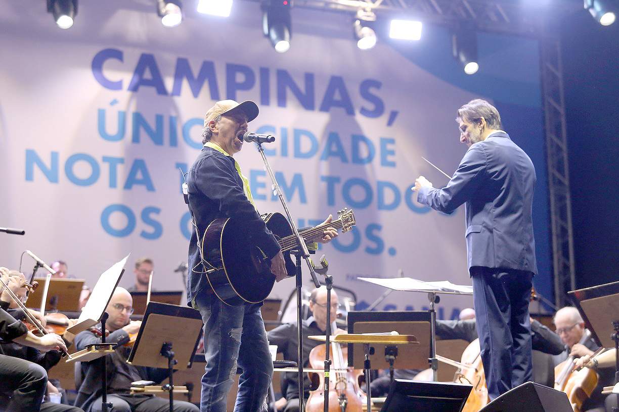 Orquestra Sinfônica se apresentou com Zeca Baleiro: fusão do erudito com o popular