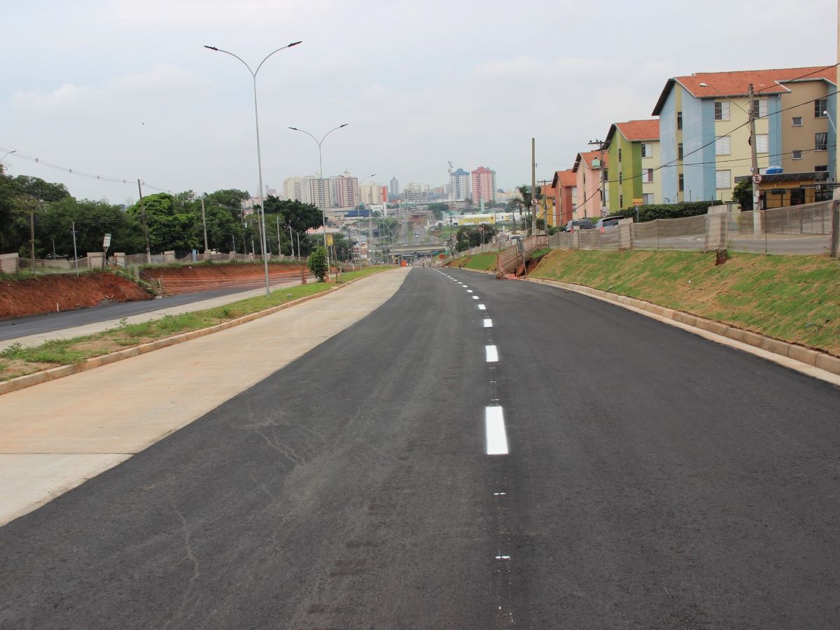 Nova pista no sentido centro foi liberada pela Emdec