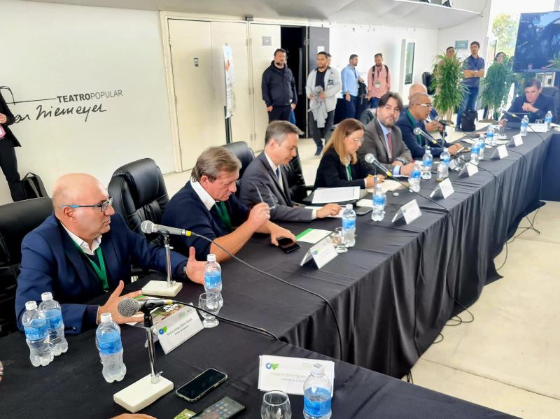 Dário citou projetos campineiros como as ciclovias e ciclofaixas, parques lineares, corredores ecológicos e a usina verde