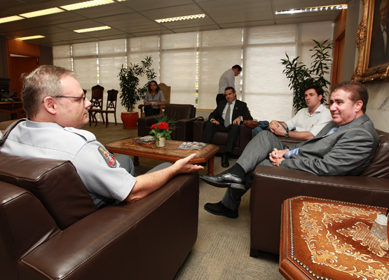 Cel. Nagy com Jonas e Henrique