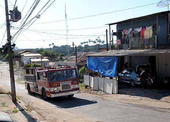 Caminhão dos bombeiros participa do simulado