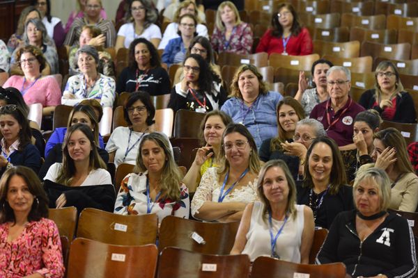 Palestra despertou interesse e simpatia na plateia