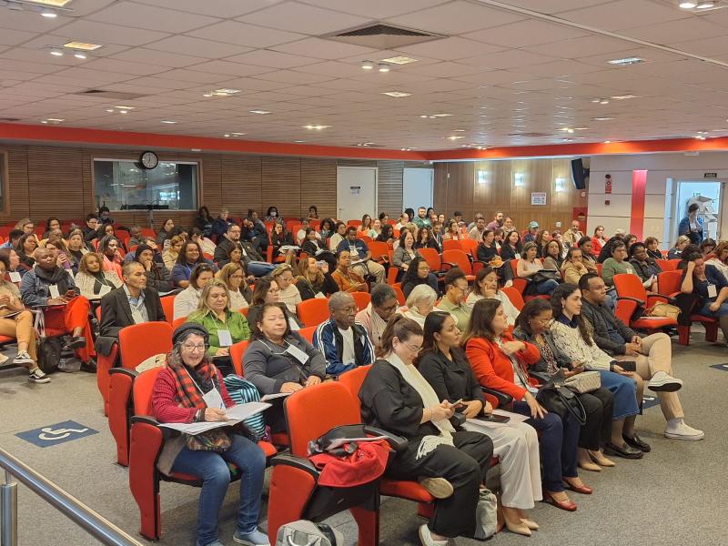 Comunidade compareceu e apresentou propostas