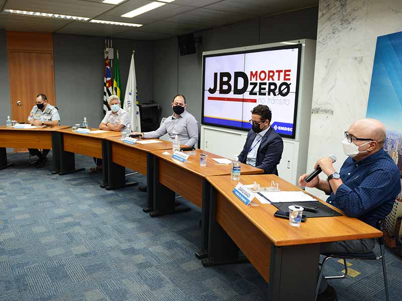 Prefeito Dário Saadi: apelo à sociedade