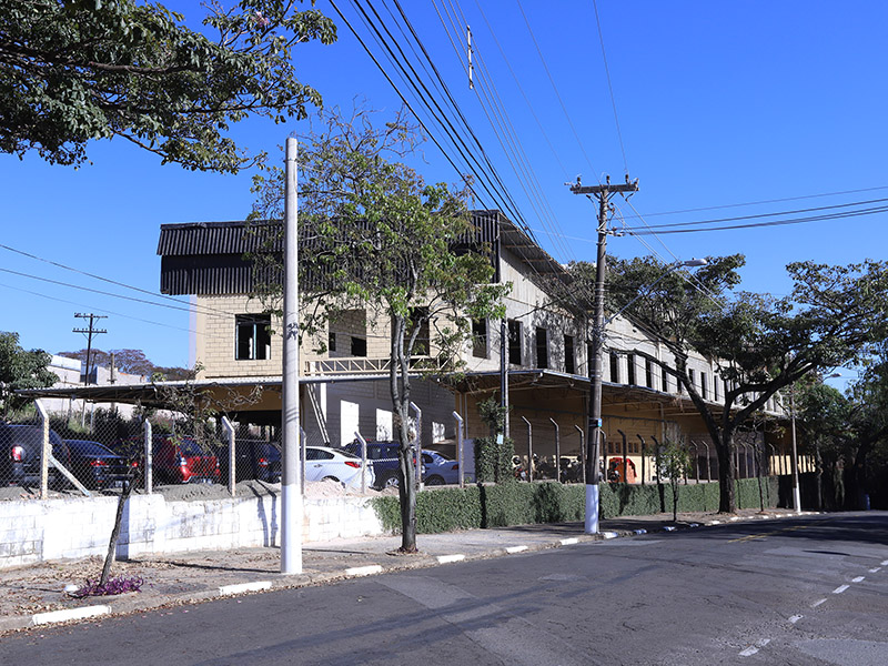 Segurança ocupa 5 mil metros no local