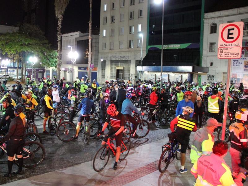 Participantes percorreram ruas da área central