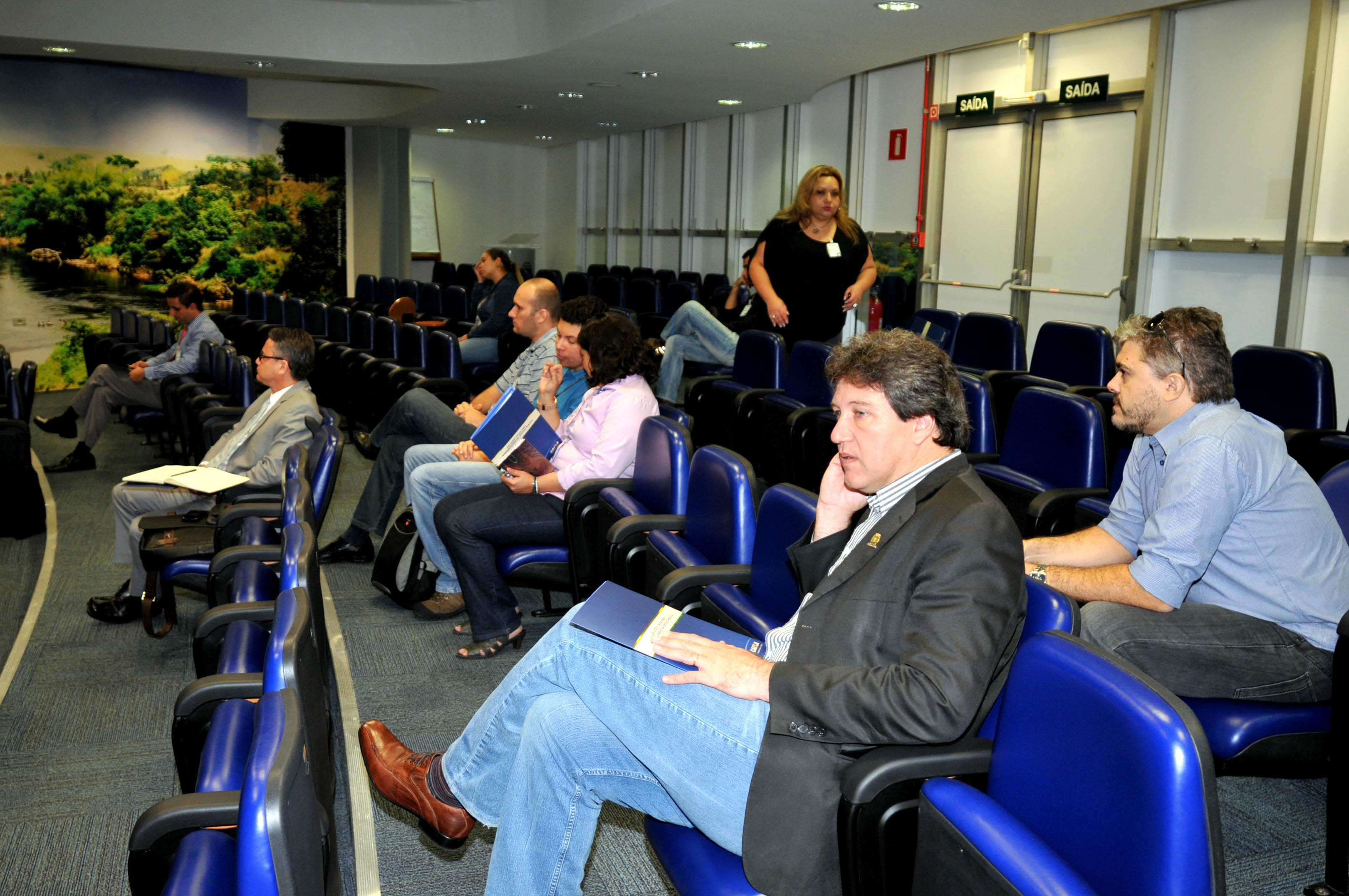 Conselheiros discutem Plano de Saneamento