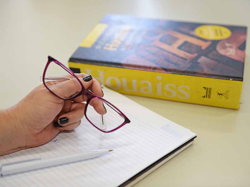 Outubro Brilhante é momento de sensibilizar a população sobre a importância da saúde ocular