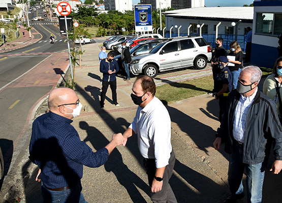 Prefeito e secretário de Segurança, Christiano Biggi; e o de Infraestrutura, Carlos Barreiro