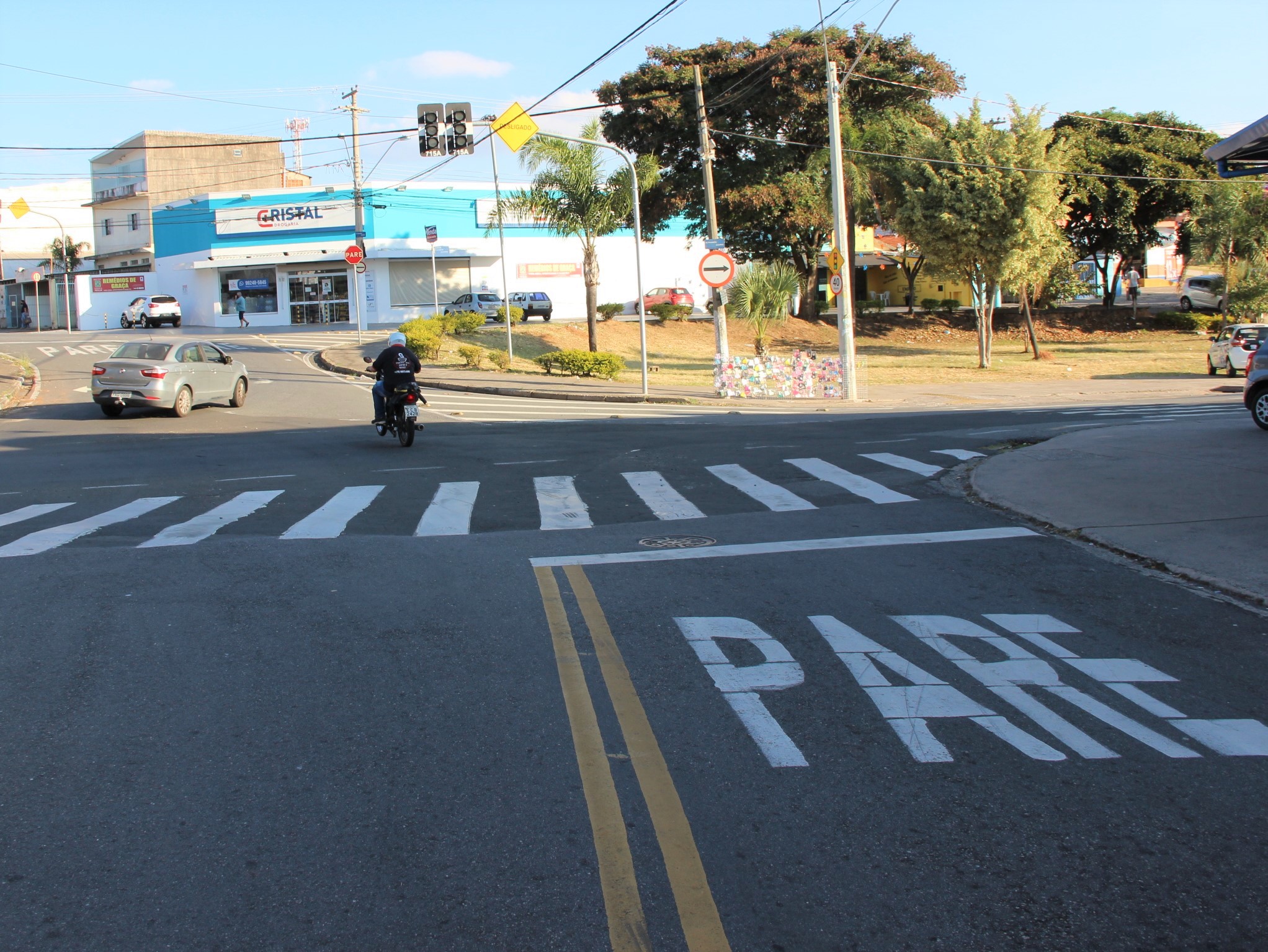 Trata-se de uma antiga reivindicação dos moradores da Vila Perseu e do Jardim Yeda.
