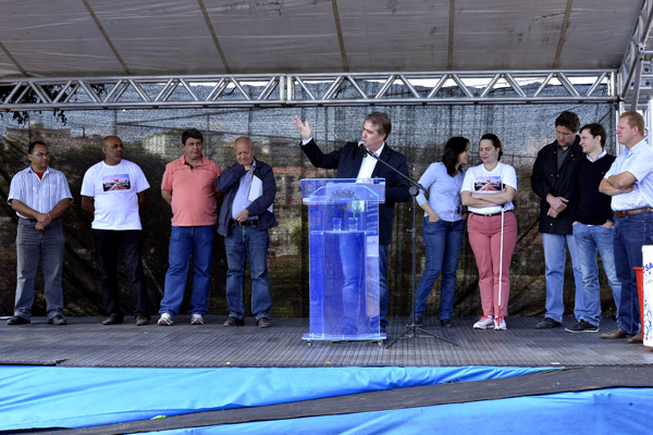 Jonas durante inauguração das obras