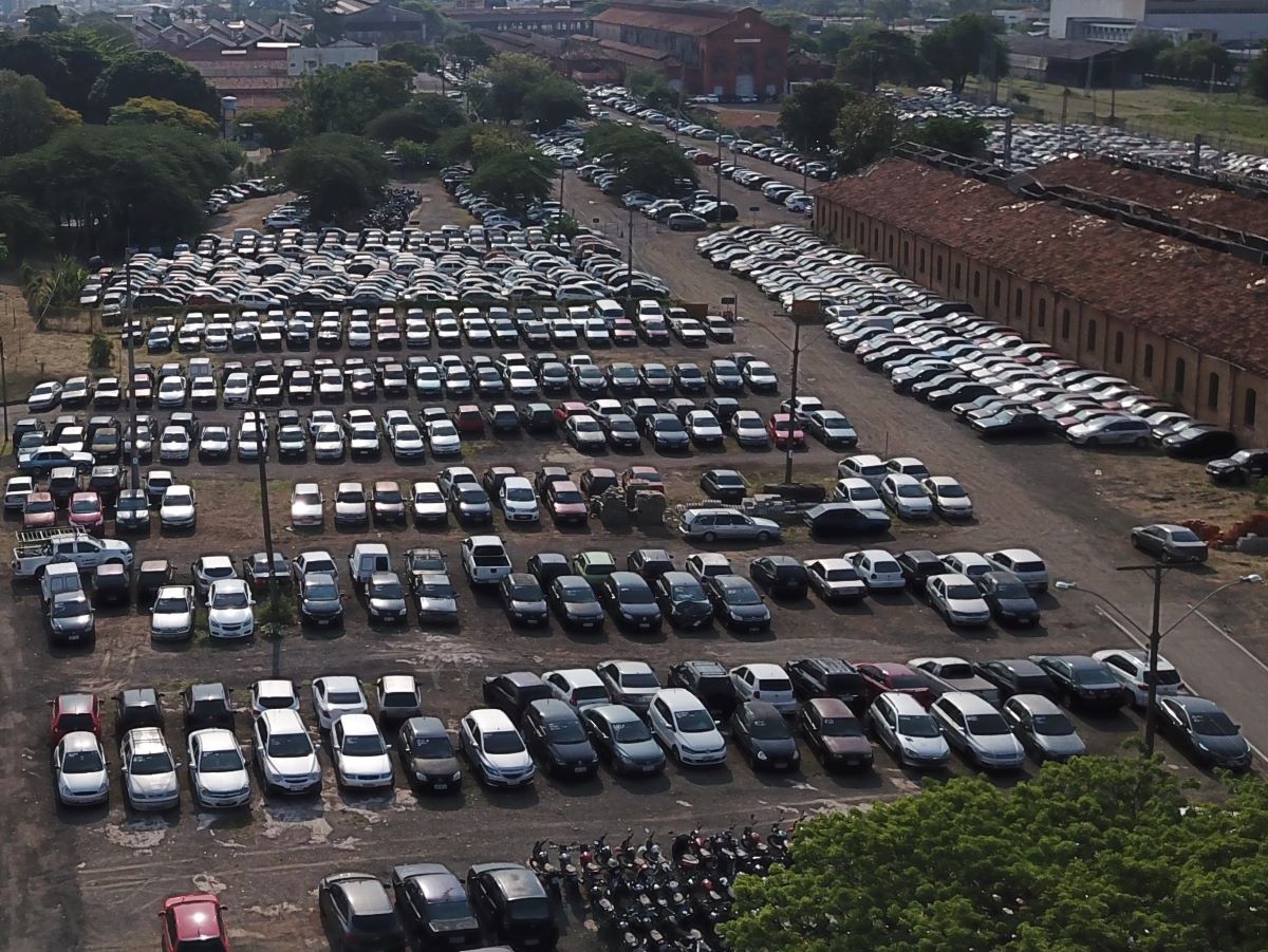 Interessados poderão visitar os lotes que serão leiloados na terça-feira, dia 11 de janeiro, das 8h até as 16h30, no Pátio.