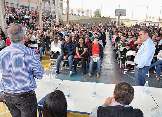 Evento reunião centenas de pessoas