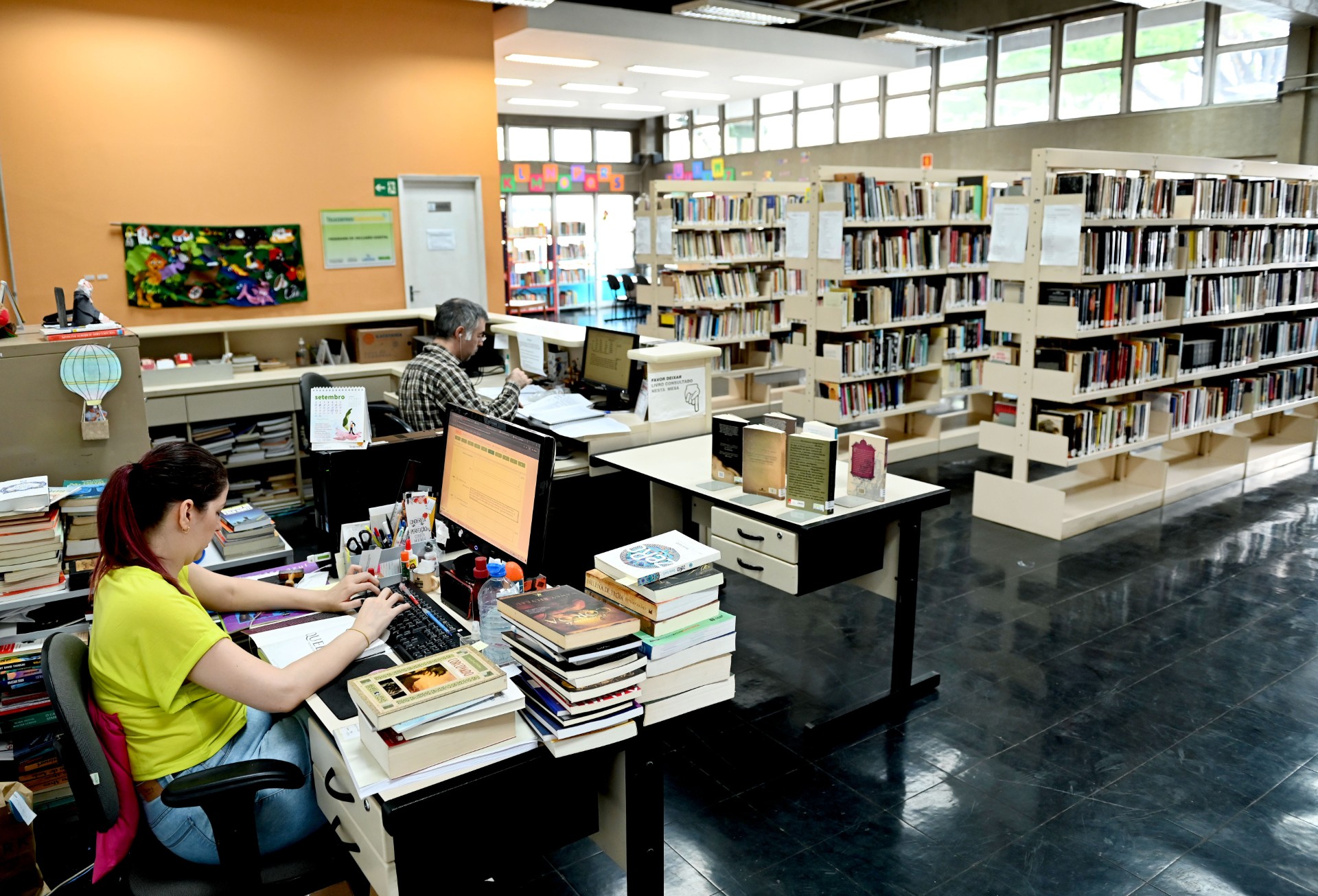Entre os cargos contemplados estão o de biblioteconomista