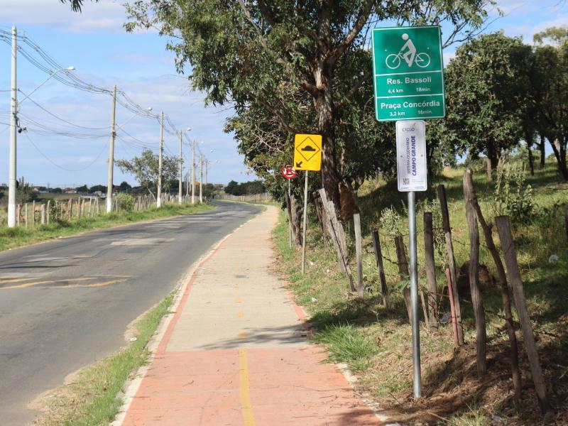 Haverá placas do Código Brasileiro de Trânsito e as que direcionam para o site da Emdec