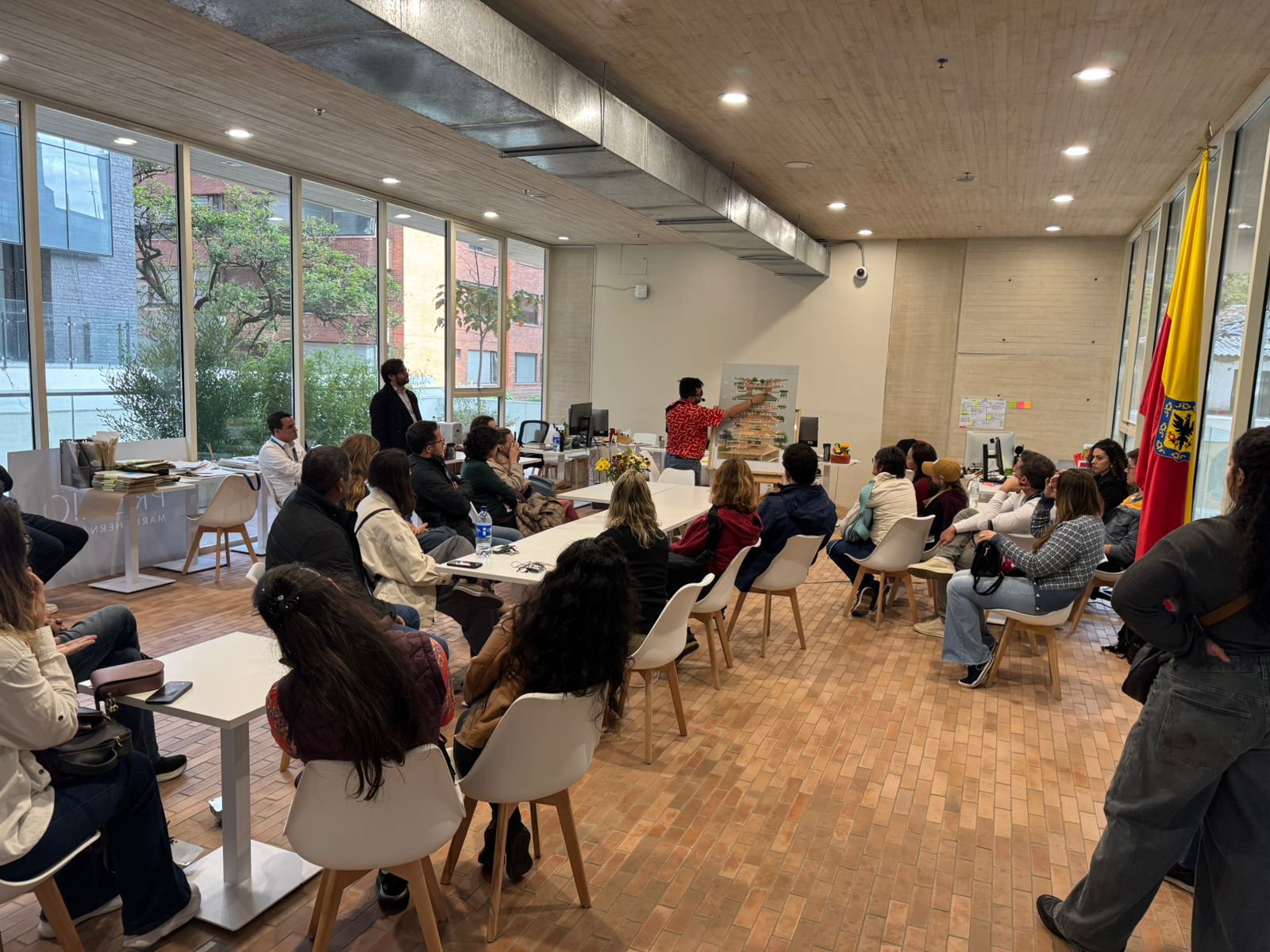 A visita acontece até o próximo domingo, 24 de agosto, e é organizada pela ADIT Brasil — Associação para o Desenvolvimento Imobiliário e Turístico do Brasil