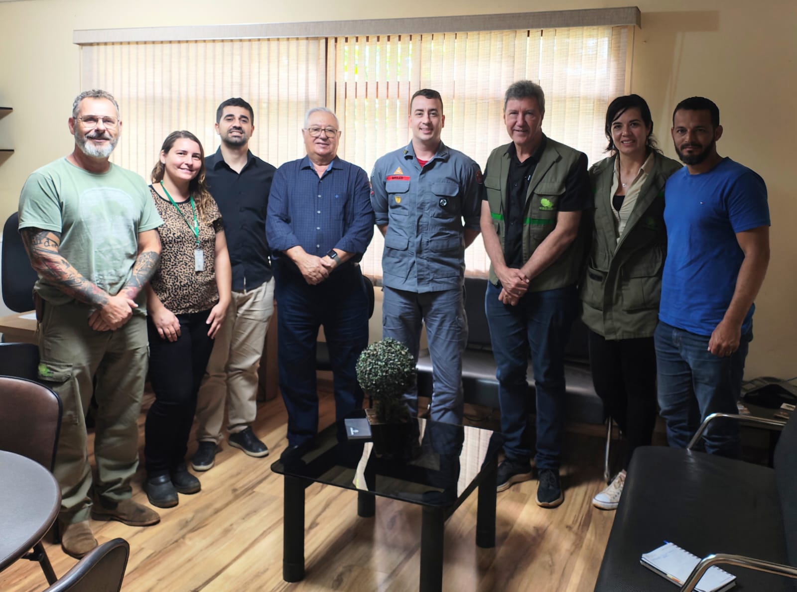 Gestores e equipe técnica da FJPO, brigadistas e Bombeiros planejam ações para prevenir incêndios na Mata Santa Genebra