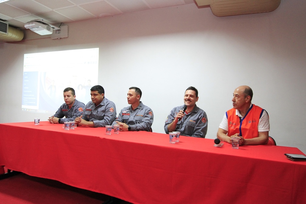 As orientações foram transmitidas pelo Corpo de Bombeiros 