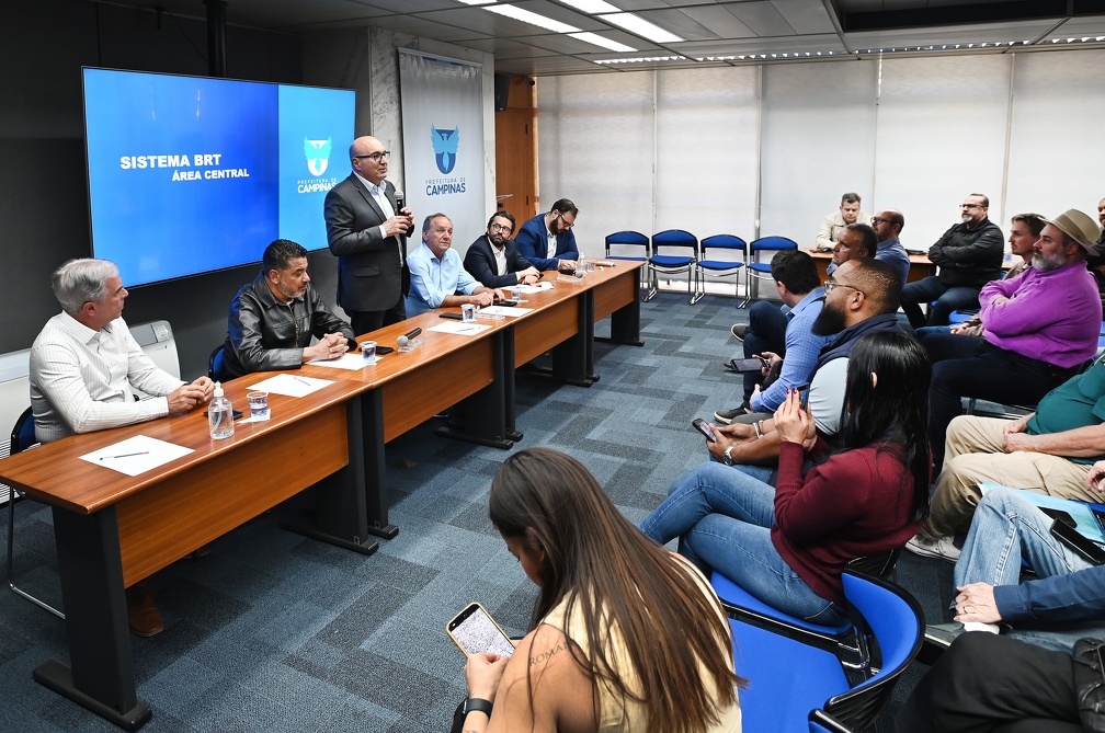 Prefeito destacou que o recurso para a realização das obras já está garantido: licitações serão lançadas após o recebimento dos projetos executivos