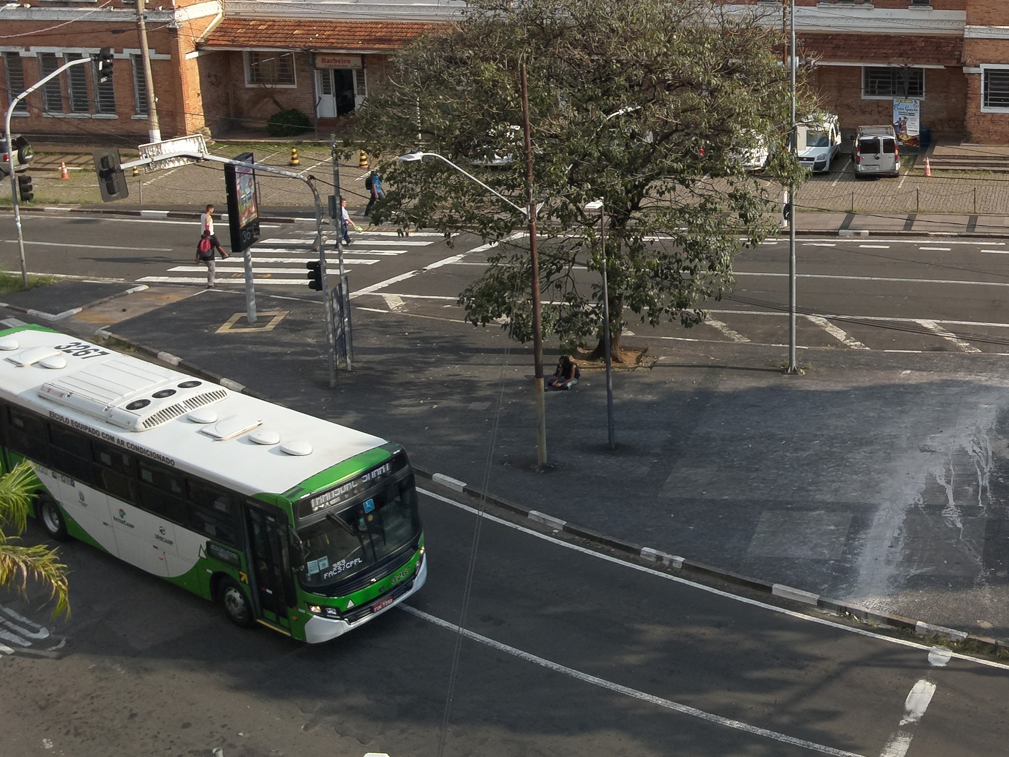 Cartazes serão fixados nos veículos para mostrar as mudanças aos usuários