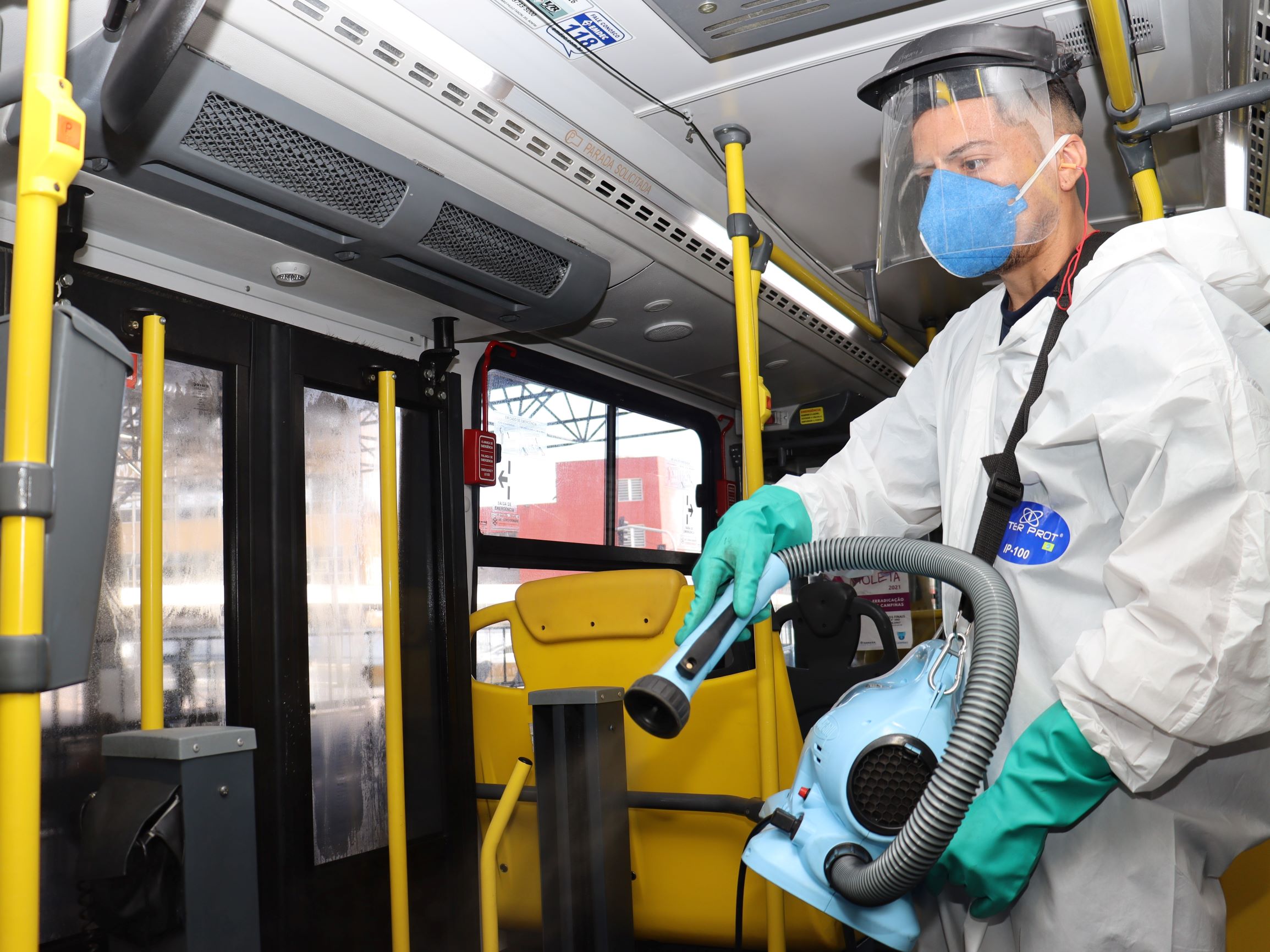 Produto cria micropartículas nas superfícies dos veículos