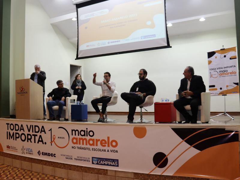 Encontro reuniu cerca 150 pessoas no Unisal