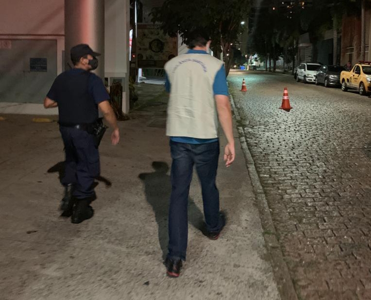 Equipe da força-tarefa Covid-19 percorreu oito bairros e lacrou uma chácara no Jardim Novo Sol.