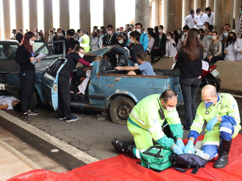 Simulado também fez parte da ação de conscientização.