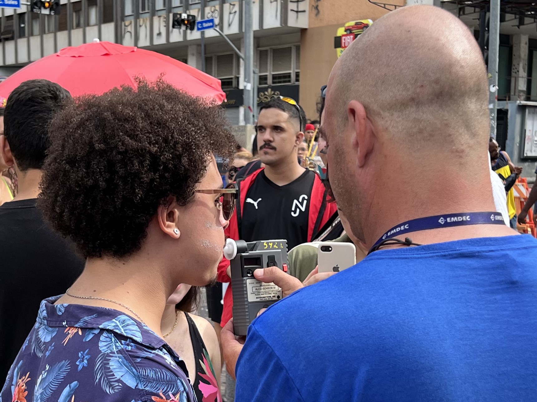 Conscientização em bares de Campinas terá testes educativos com bafômetros 