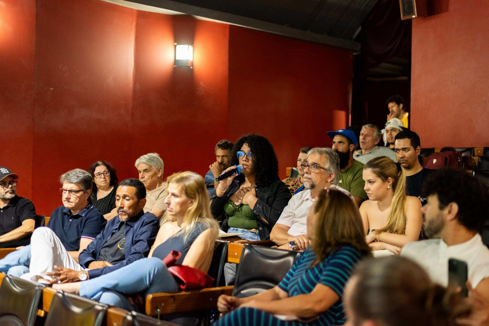 Participantes reforçaram a importância de manter o diálogo entre poder público, produtores, artistas e iniciativa privada
