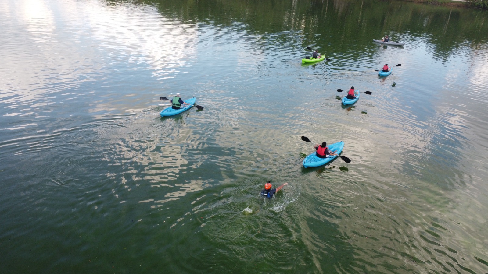 A ONG Rios Limpos fez um teste para a condução das pessoas com deficiência visual na Lagoa, com resultado positivo, motivando a abertura para os interessados
