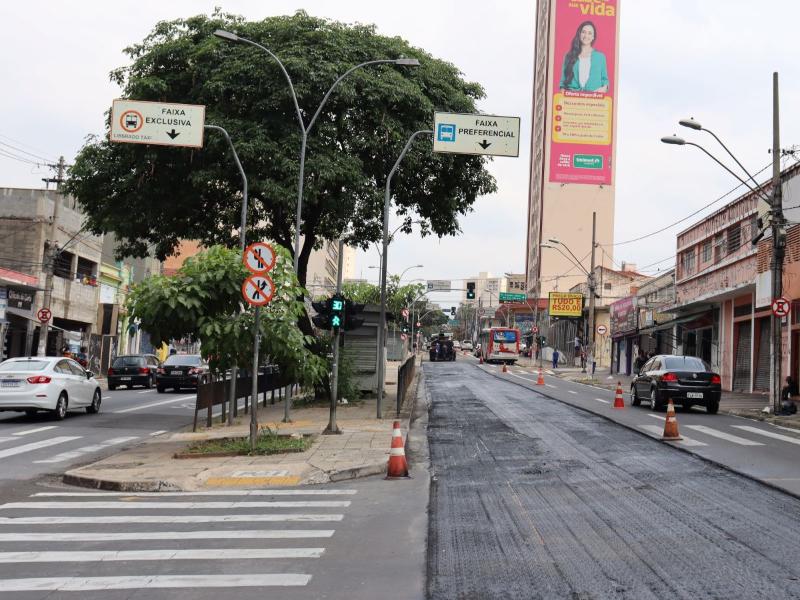 Obras de melhoria no pavimento foram realizadas pela Secretaria de Serviços Públicos