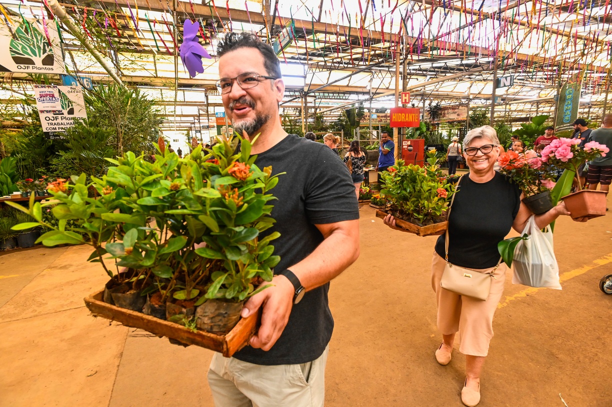 Visitantes poderão ainda aproveitar a grande variedade de flores do Mercado para presentear as mães 