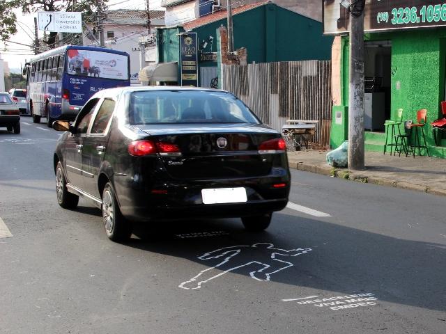 Pintura foi feita onde houve vítimas fatais