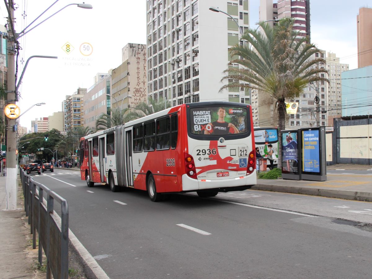 Monitoramento constante visa adequar número de veículos à demanda dos passageiros